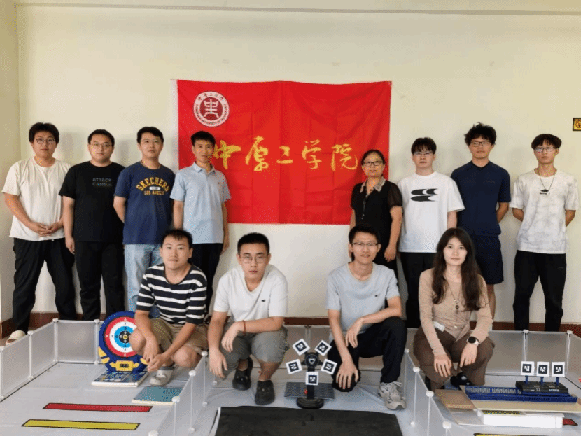 信息与通信工程学院学生在第二十八届中国机器人及人工智能大赛全国总决赛中斩获佳绩